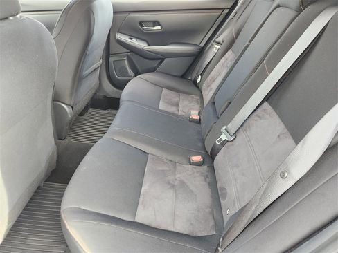 Used 2025 Nissan Sentra SR image 19