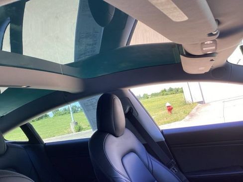 Used 2018 Tesla Model 3 Long Range AWD/4WD image 22