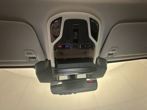 New 2025 Subaru Legacy Limited w/ Popular Package #2 image 10