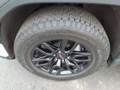 Used 2022 GMC Sierra 1500 Elevation w/ X31 Off-Road Package image 13