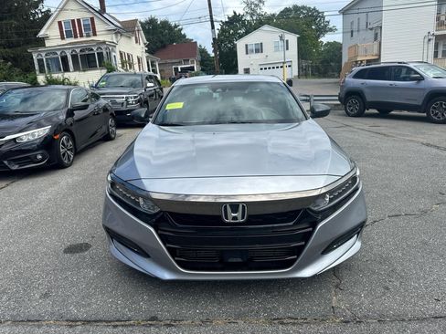 Used 2019 Honda Accord Sport image 2