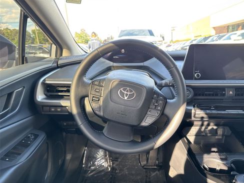Used 2024 Toyota Prius LE FWD image 14