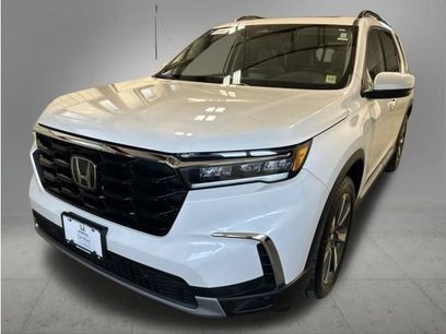 Certified 2023 Honda Pilot Touring