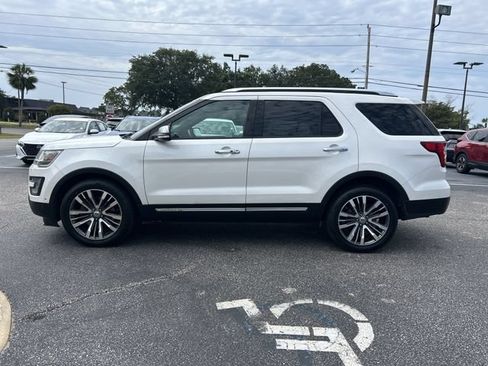 Used 2016 Ford Explorer Platinum AWD/4WD image 7