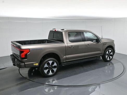 Certified 2022 Ford F150 Lightning Platinum image 43