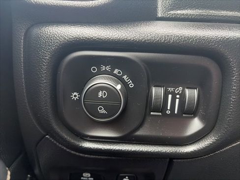 Used 2021 RAM 1500 Laramie image 26