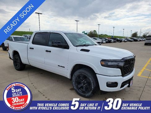 Used 2025 RAM 1500 Big Horn AWD/4WD image 1