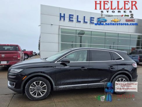 Used 2019 Lincoln Nautilus Select image 1