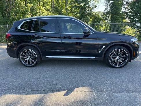 Used 2023 BMW X3 xDrive30i w/ Premium Package AWD/4WD image 4