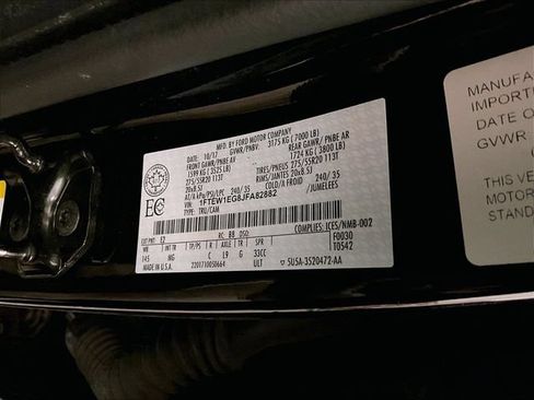 Used 2018 Ford F150 XLT w/ Equipment Group 302A Luxury AWD/4WD image 33