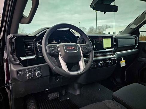 New 2026 GMC Sierra 1500 SLE w/ X31 Off-Road Package image 18