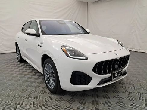 Used 2023 Maserati Grecale GT AWD/4WD image 2