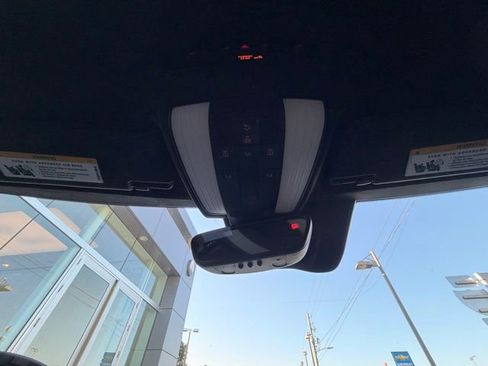 Used 2018 Mercedes-Benz AMG GT R image 13