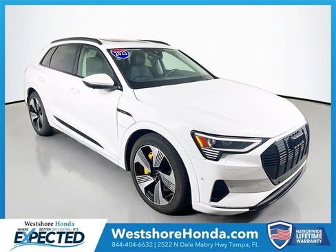 Used 2023 Audi e-tron Premium Plus w/ Premium Plus Package image 1