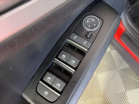 Certified 2023 Kia Soul LX w/ Option Group 015 FWD image 27