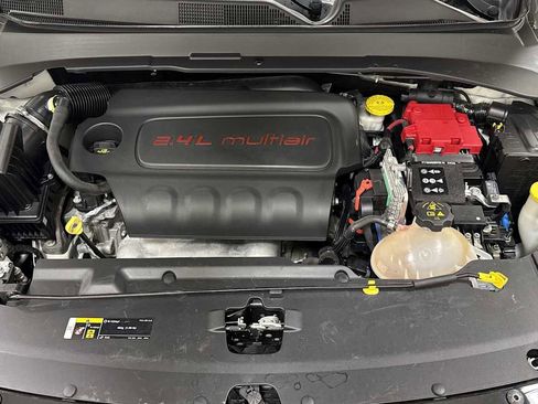 Used 2021 Jeep Compass Latitude image 30