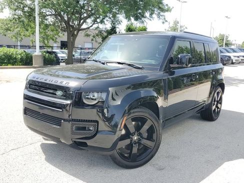 Certified 2024 Land Rover Defender 110 X-Dynamic SE AWD/4WD image 34