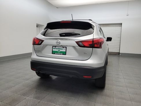 Used 2017 Nissan Rogue Sport SL image 7