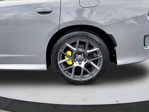 Used 2017 Dodge Charger R/T image 37