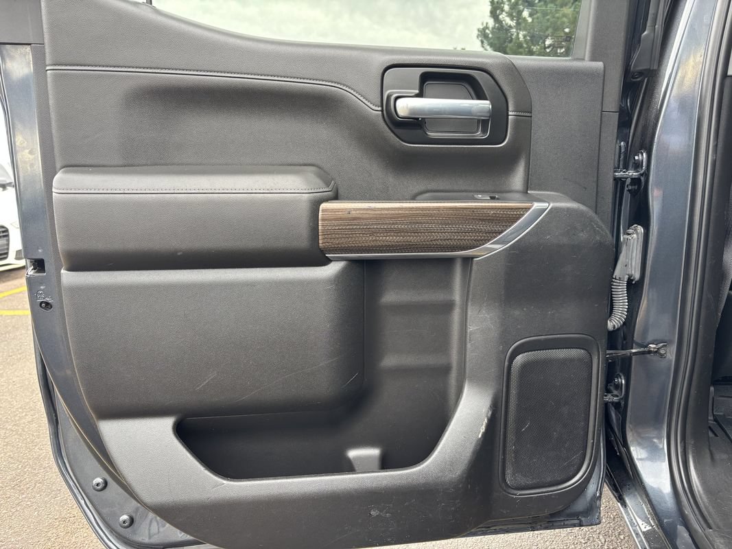 Used 2021 Chevrolet Silverado 1500 RST AWD/4WD image 16