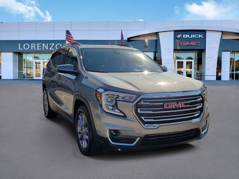 Used 2023 GMC Terrain SLT FWD image 3