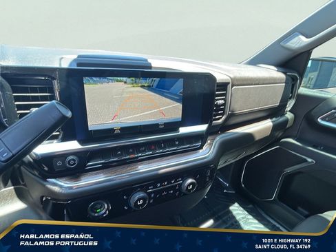 Used 2023 Chevrolet Silverado 1500 RST AWD/4WD image 22