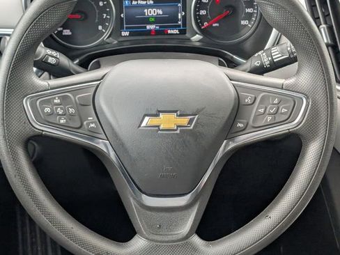 Used 2023 Chevrolet Equinox LS w/ LS Convenience Package image 14