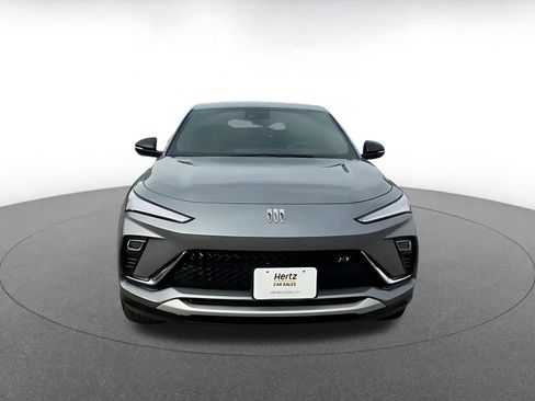 Used 2025 Buick Envista Sport Touring image 4