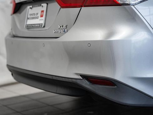 Used 2018 Toyota Camry XLE image 6