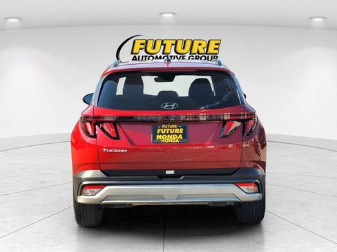Used 2025 Hyundai Tucson SEL FWD image 8