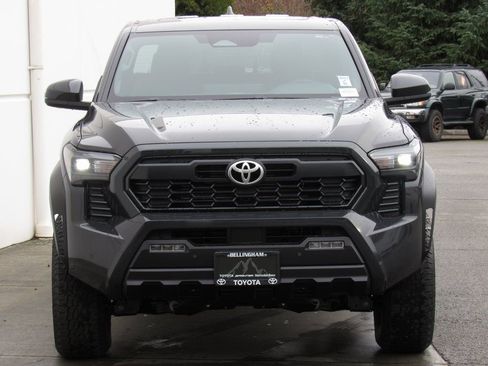 New 2024 Toyota Tacoma TRD Off-Road w/ TRD Off Road Upgrade Package AWD/4WD image 3