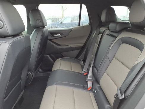 New 2026 Chevrolet Equinox LT w/ Convenience Package II image 9