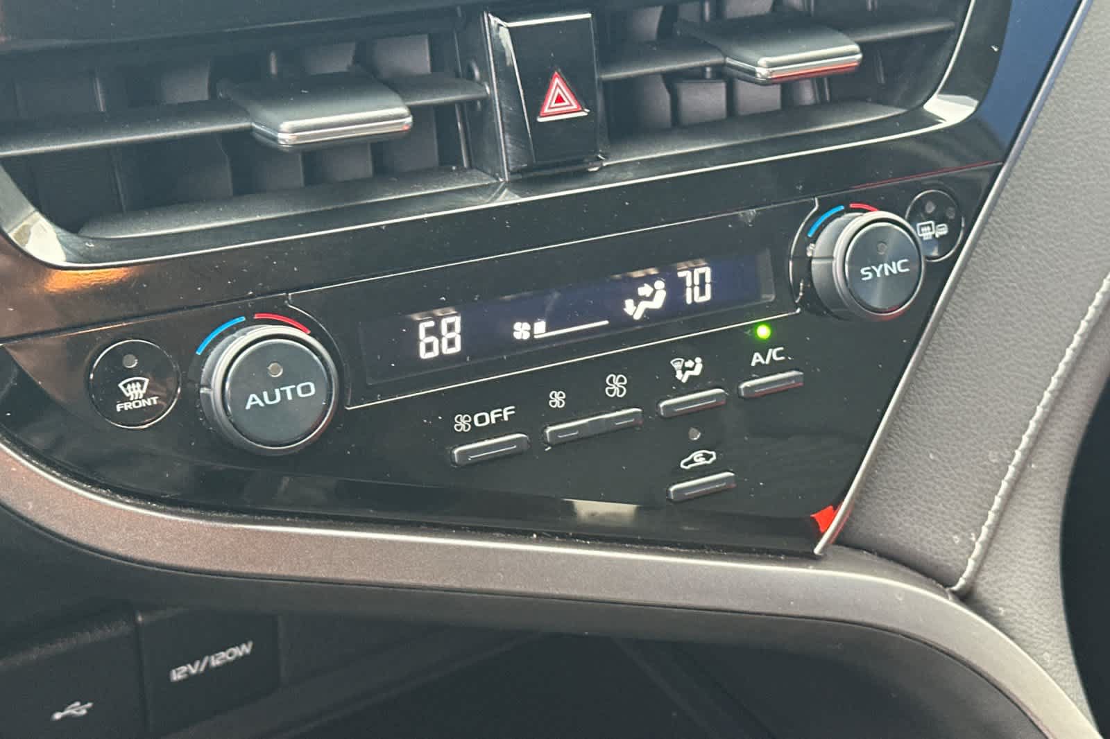 Used 2023 Toyota Camry SE FWD image 20