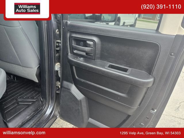 Used 2014 RAM 1500 ST w/ SXT Appearance Group AWD/4WD image 16