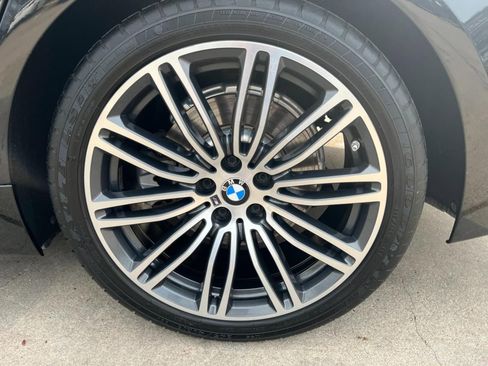 Used 2018 BMW 530i image 10