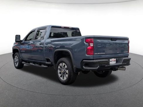 Used 2025 Chevrolet Silverado 2500 Custom w/ Custom Value Package AWD/4WD image 3