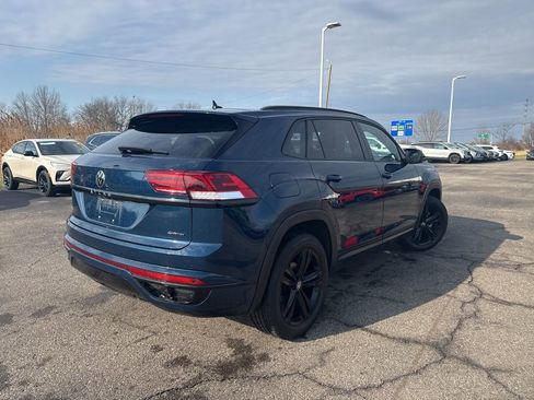 Used 2023 Volkswagen Atlas Cross Sport SEL R-Line AWD/4WD image 5