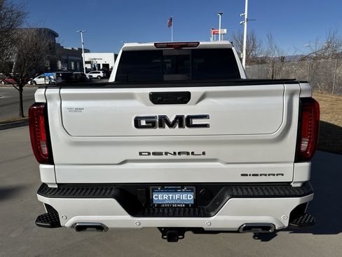 Used 2025 GMC Sierra 1500 Denali Ultimate image 4