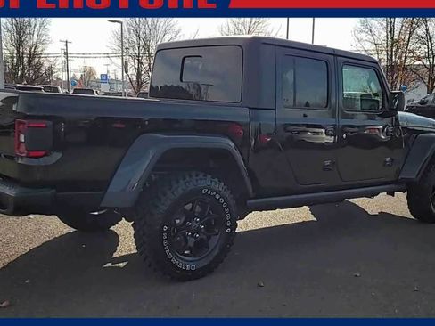 New 2026 Jeep Gladiator Sport AWD/4WD image 8