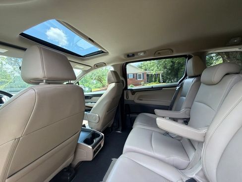Used 2020 Honda Odyssey EX-L image 24