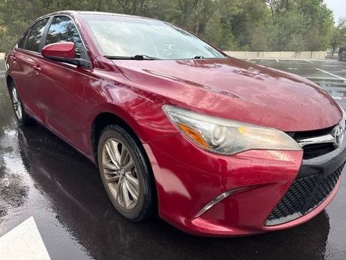 Used 2017 Toyota Camry SE FWD image 6