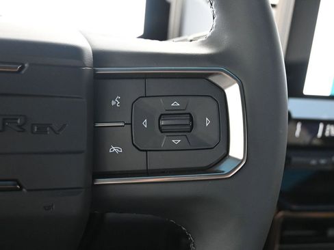 New 2025 GMC Hummer EV 2X image 31