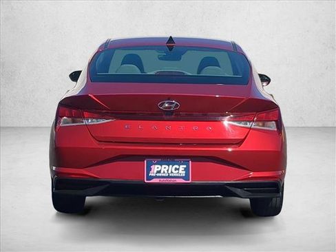 Used 2023 Hyundai Elantra SEL w/ Convenience Package FWD image 7