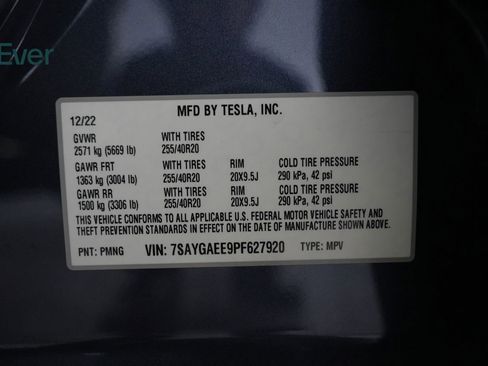 Used 2023 Tesla Model Y Long Range AWD/4WD image 29