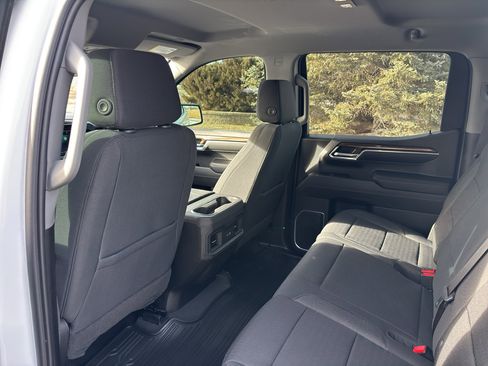 Used 2023 Chevrolet Silverado 1500 RST image 10