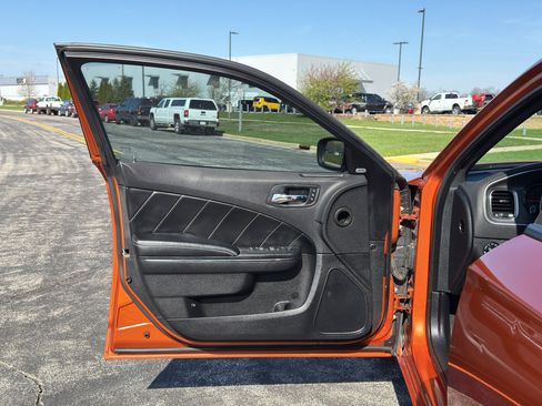 Used 2011 Dodge Charger R/T RWD image 10