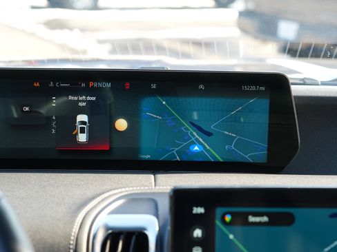 Used 2025 Ford Expedition Max Platinum w/ Stealth Appearance Package image 26