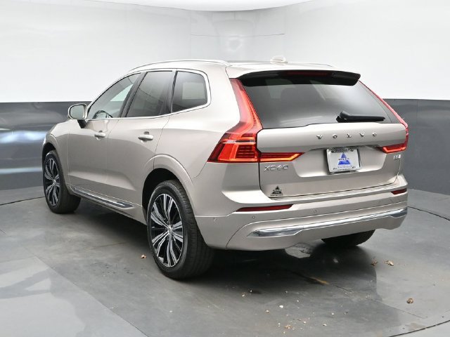 Used 2023 Volvo XC60 B5 Plus w/ Protection Package Premier FWD image 7
