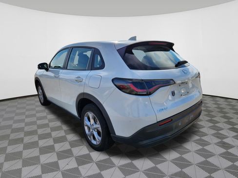 Certified 2024 Honda HR-V LX image 3