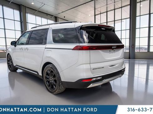 Used 2022 Kia Carnival SX FWD image 29